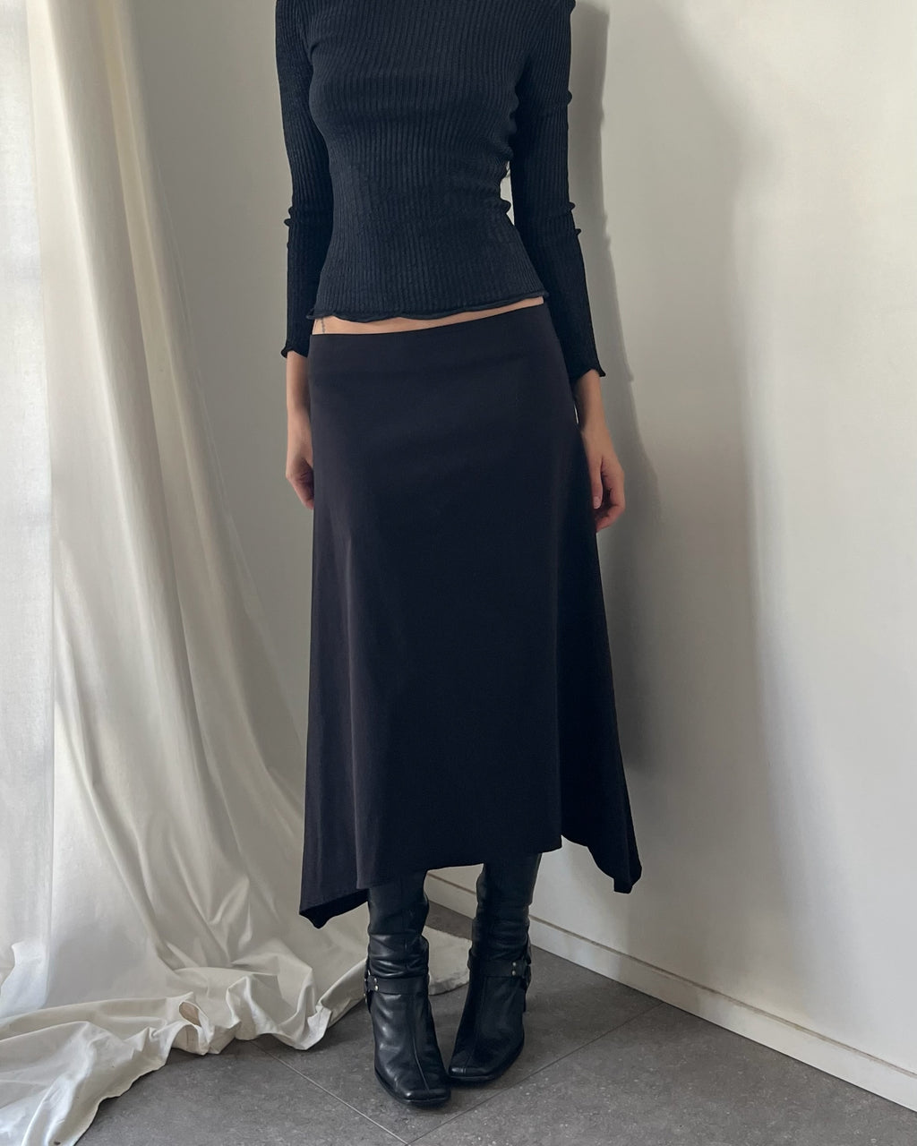 2000s black nylon midi skirt