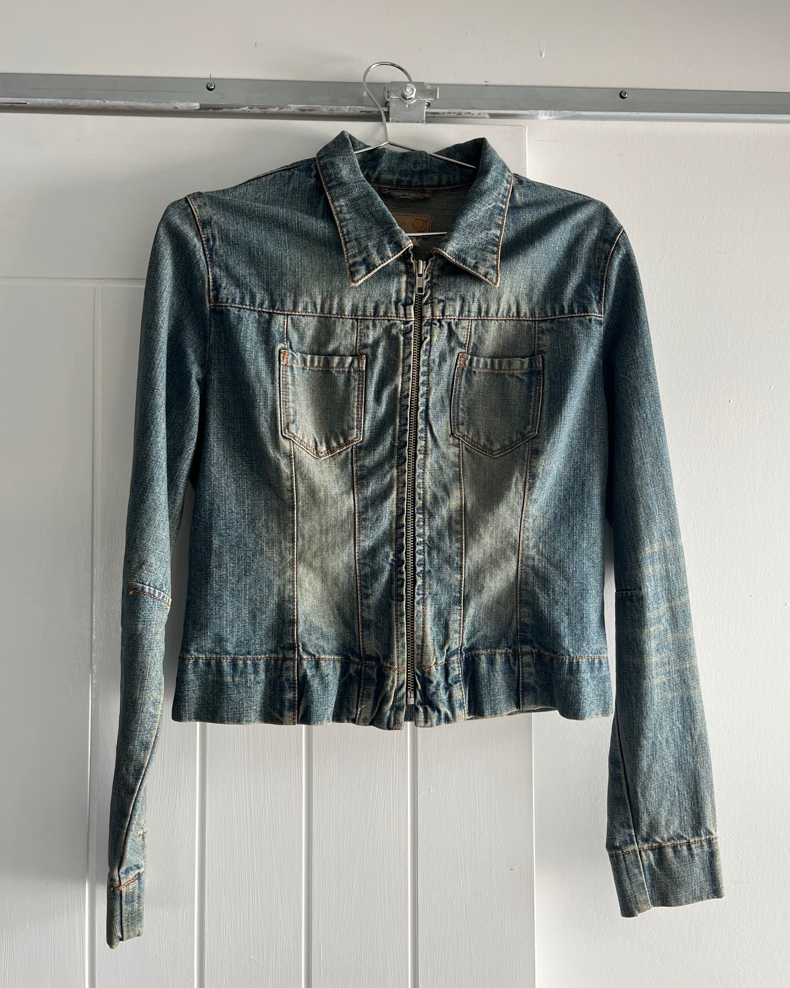 2000s mid wash denim jacket