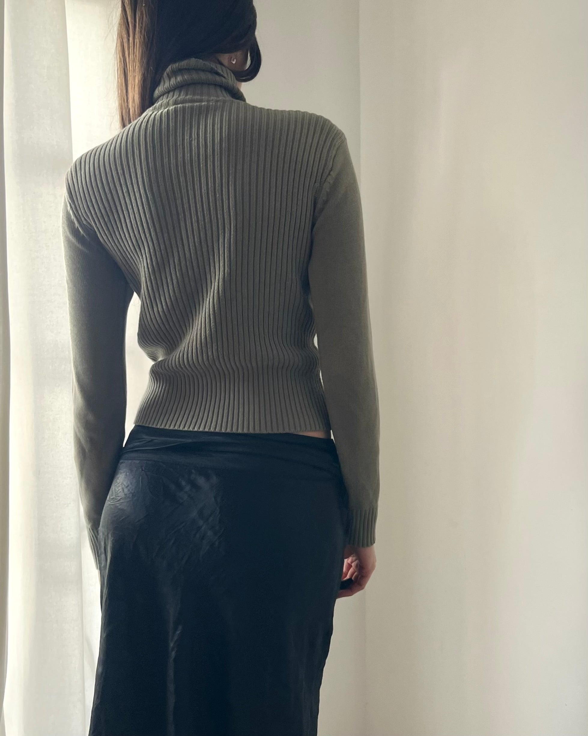 2000s khaki zip up sweater