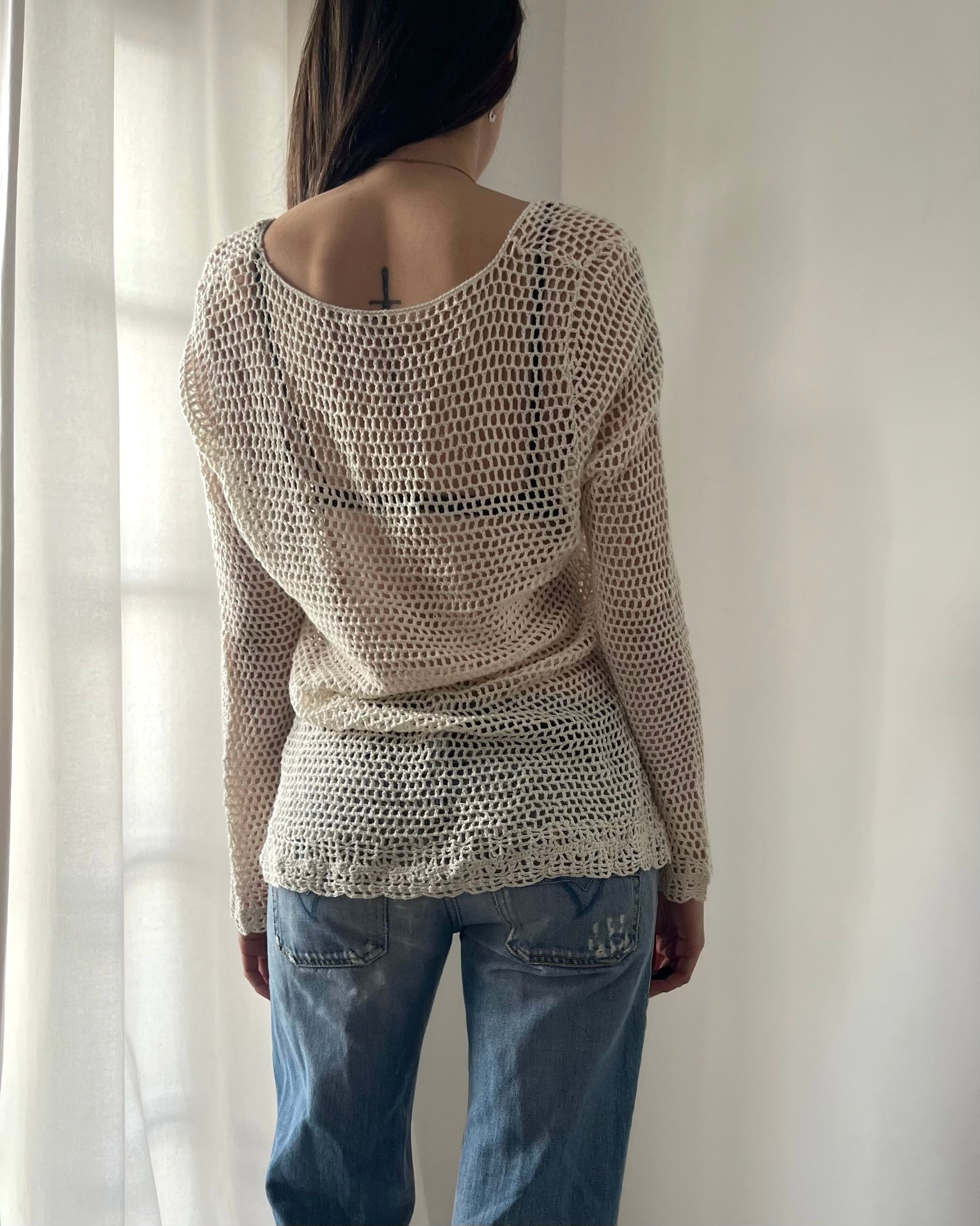 2000s cream fishnet crochet top