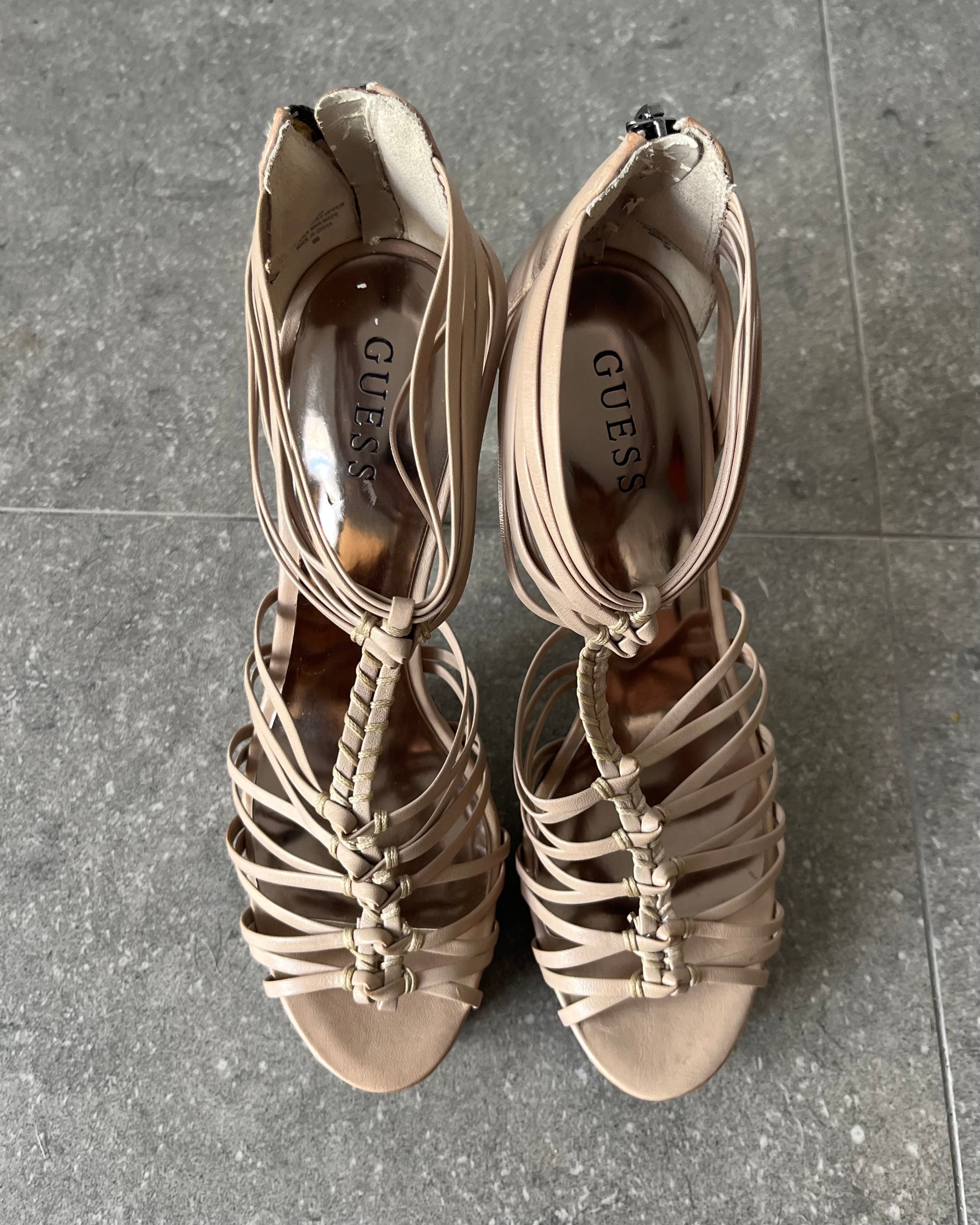 2000s guess leather Strappy heels