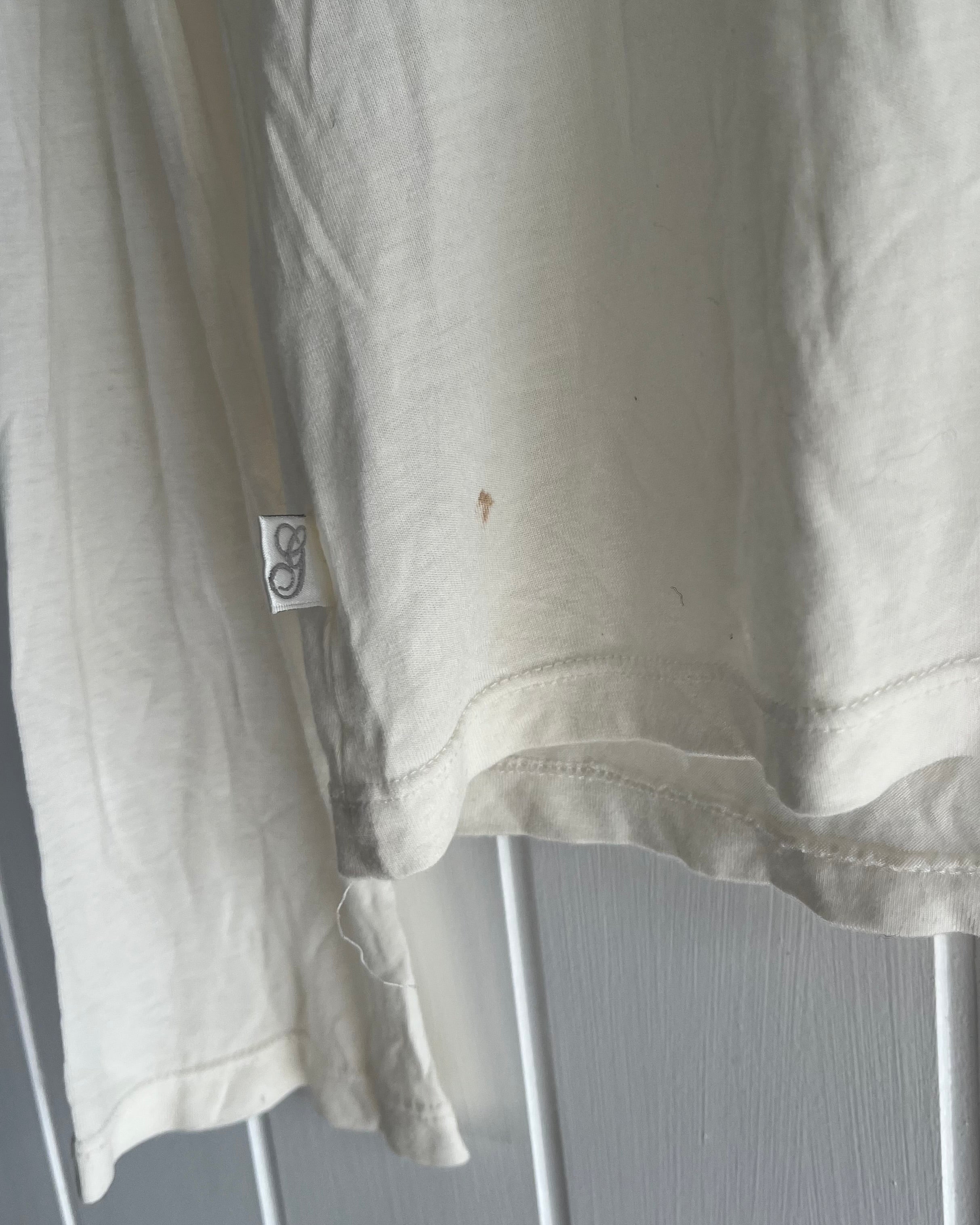 2000s white printed off shoulder top
