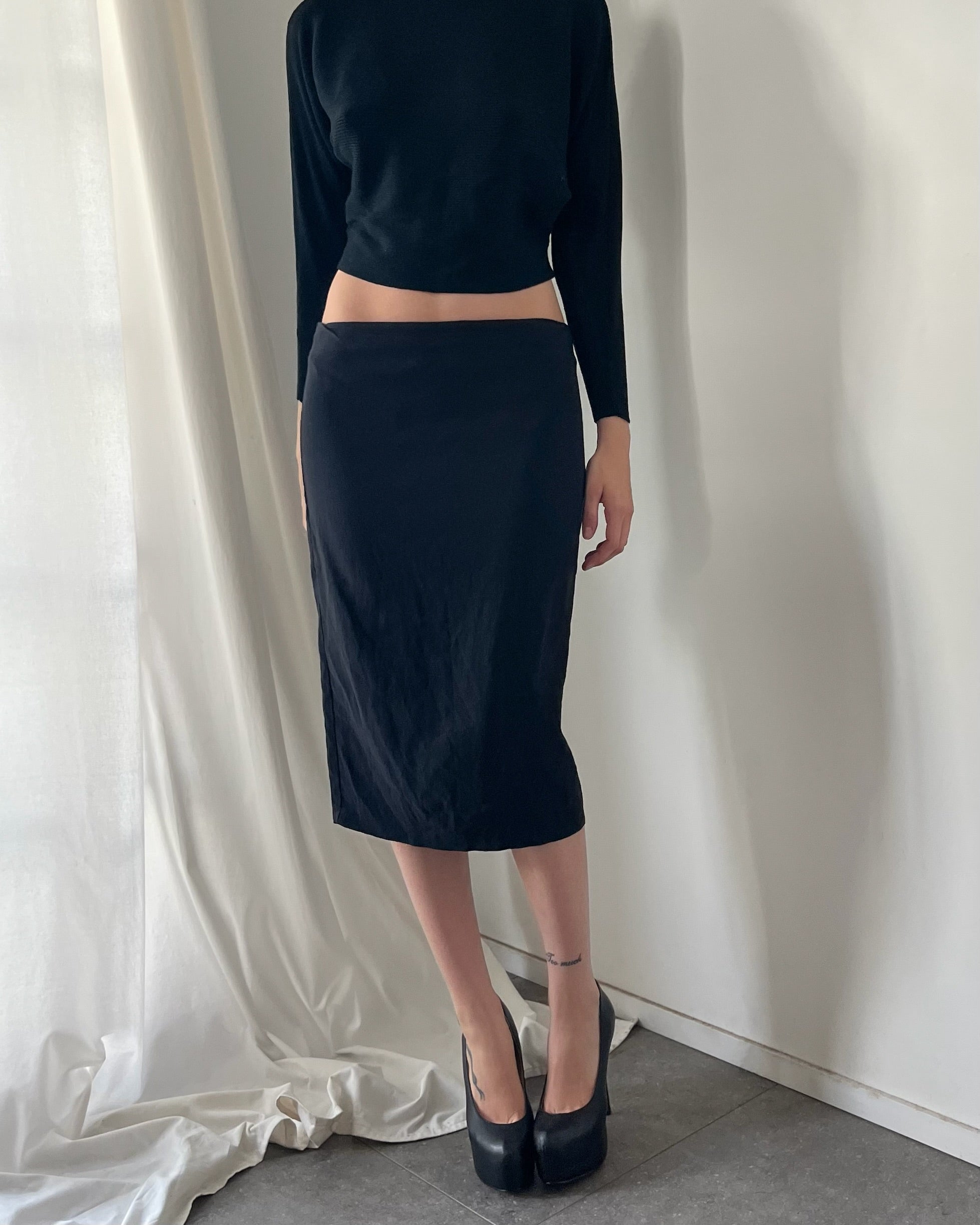 90s black pencil midi skirt