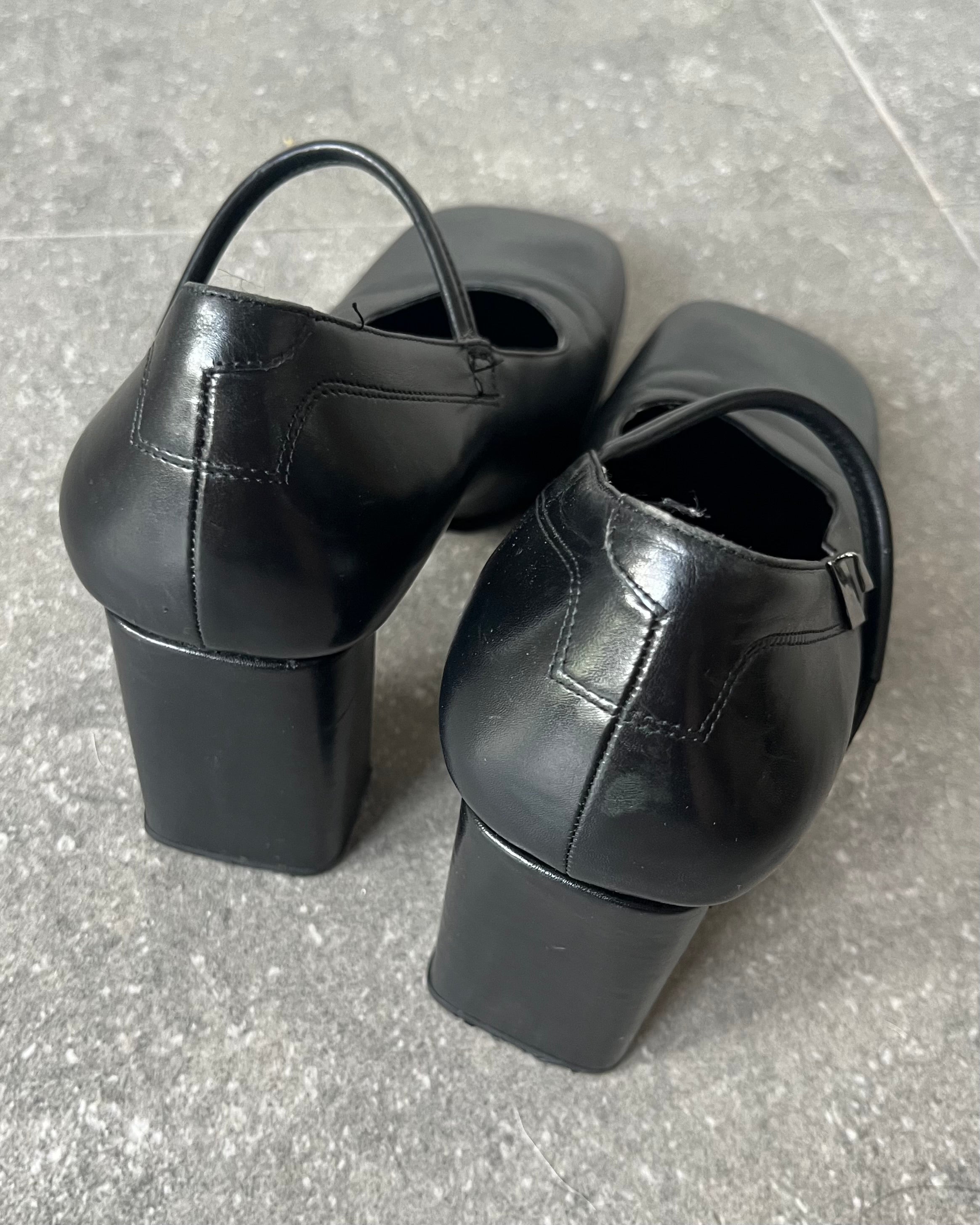 90s square toe Mary Jane heels