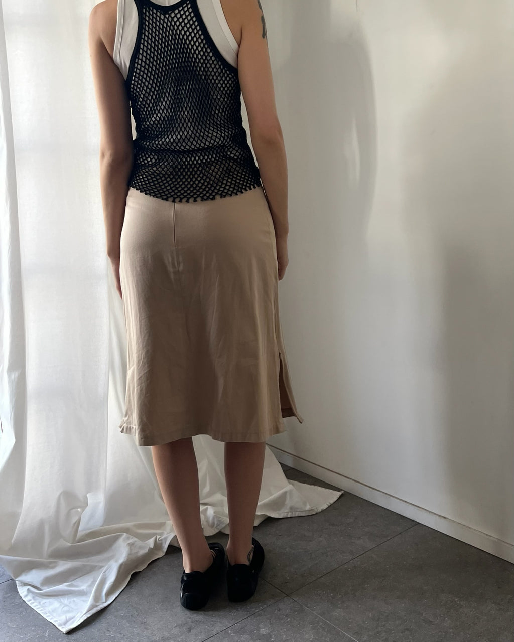 2000s tan screen printed midi skirt