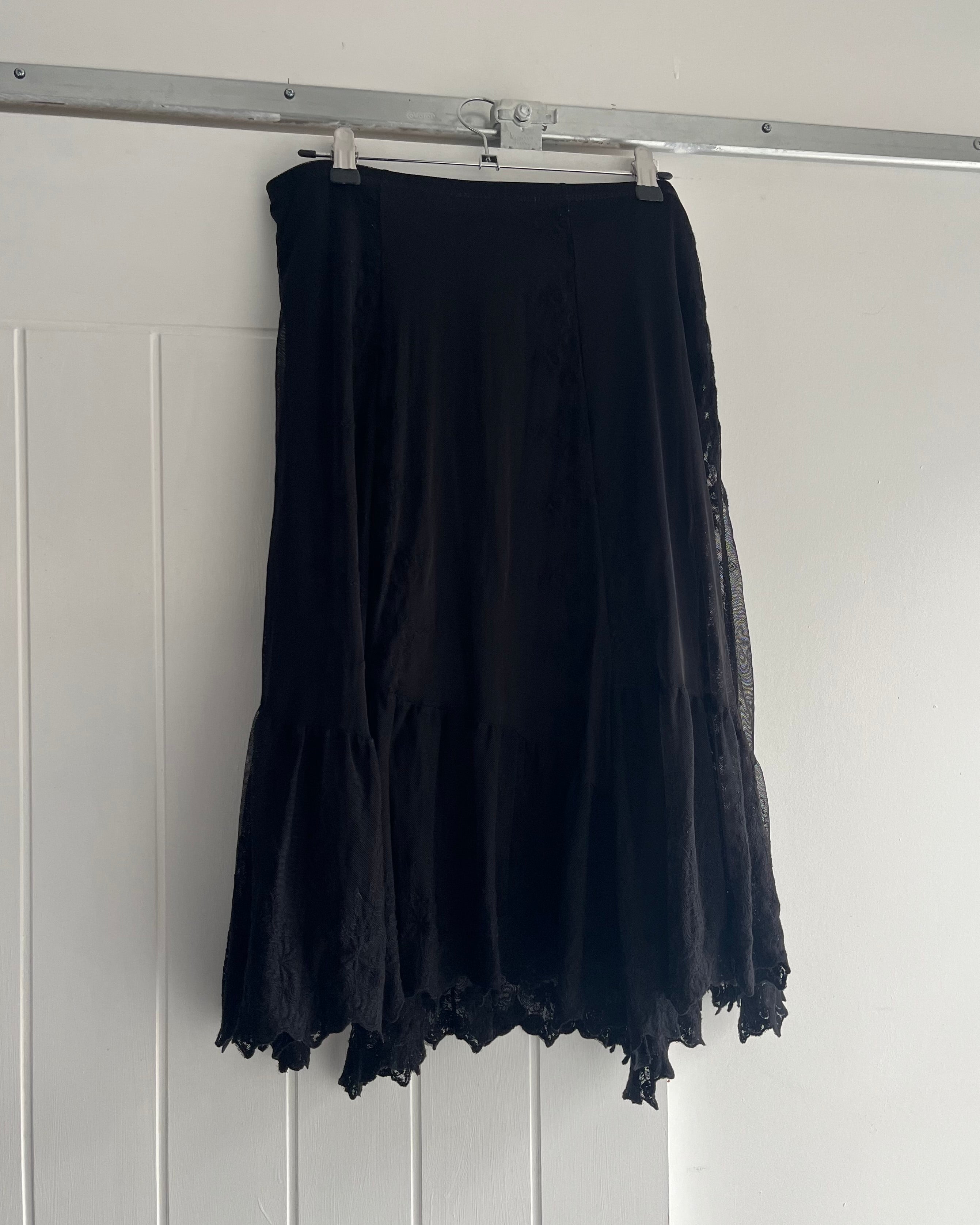 2000s black lace midi skirt
