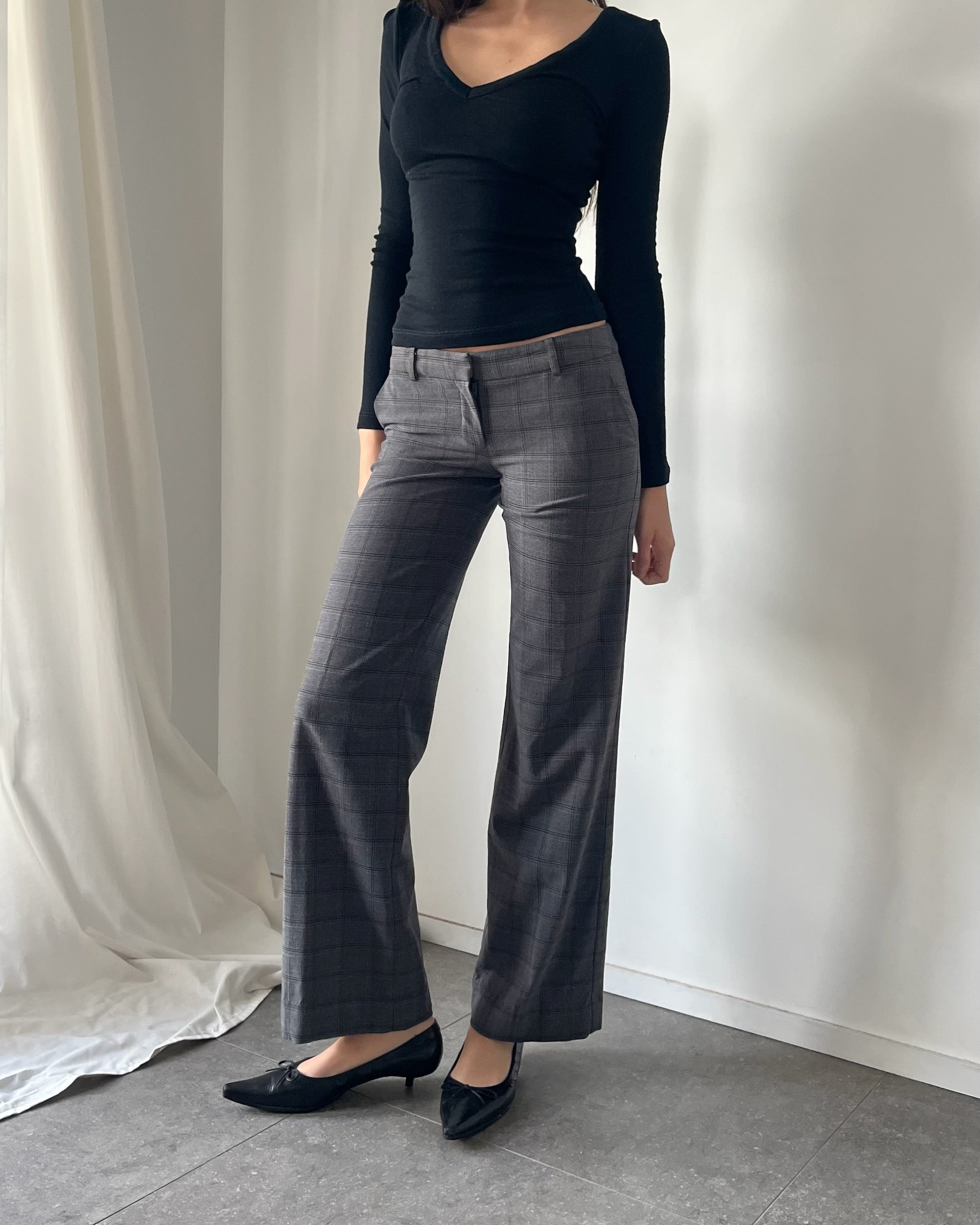 2000s grey plaid wide leg trousers