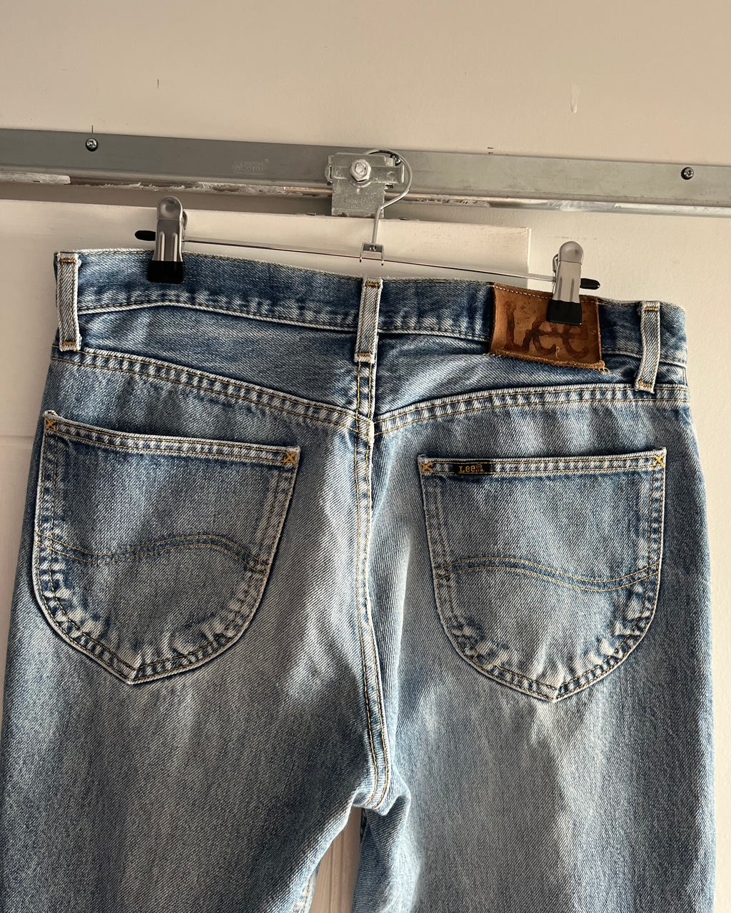 90s relaxed light wash Lee jeans