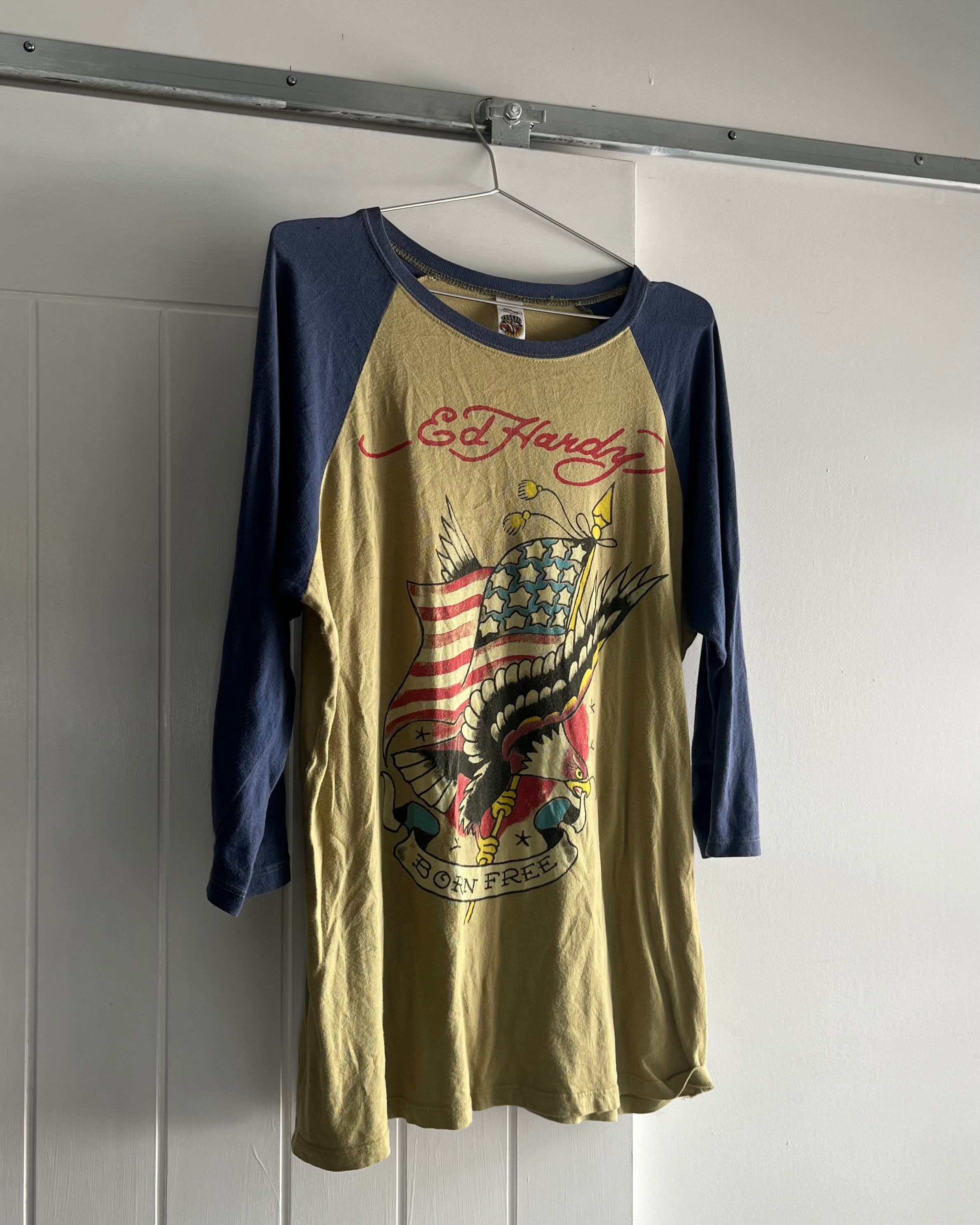 2000s Ed hardy raglan tee