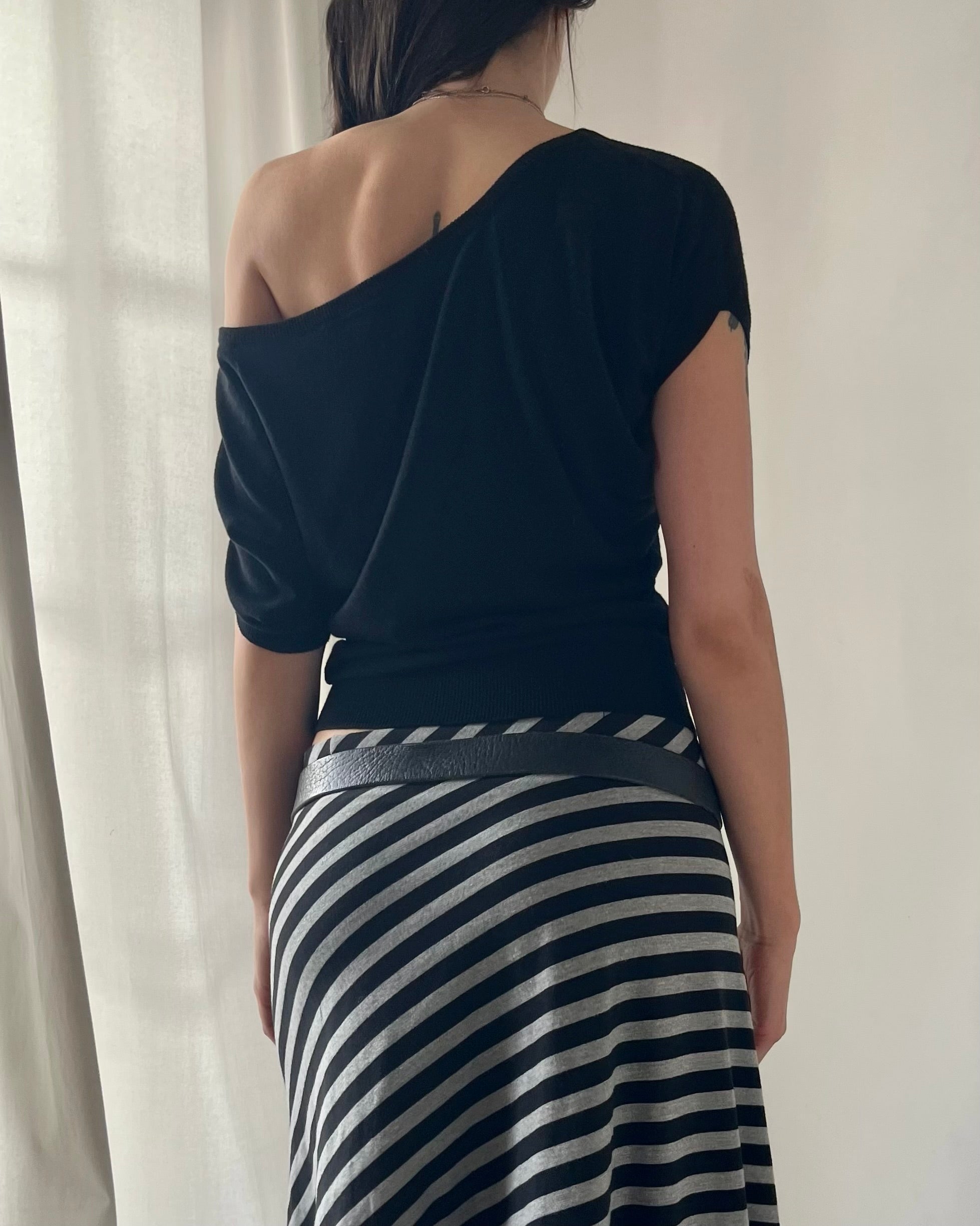 2000s black off shoulder knit top