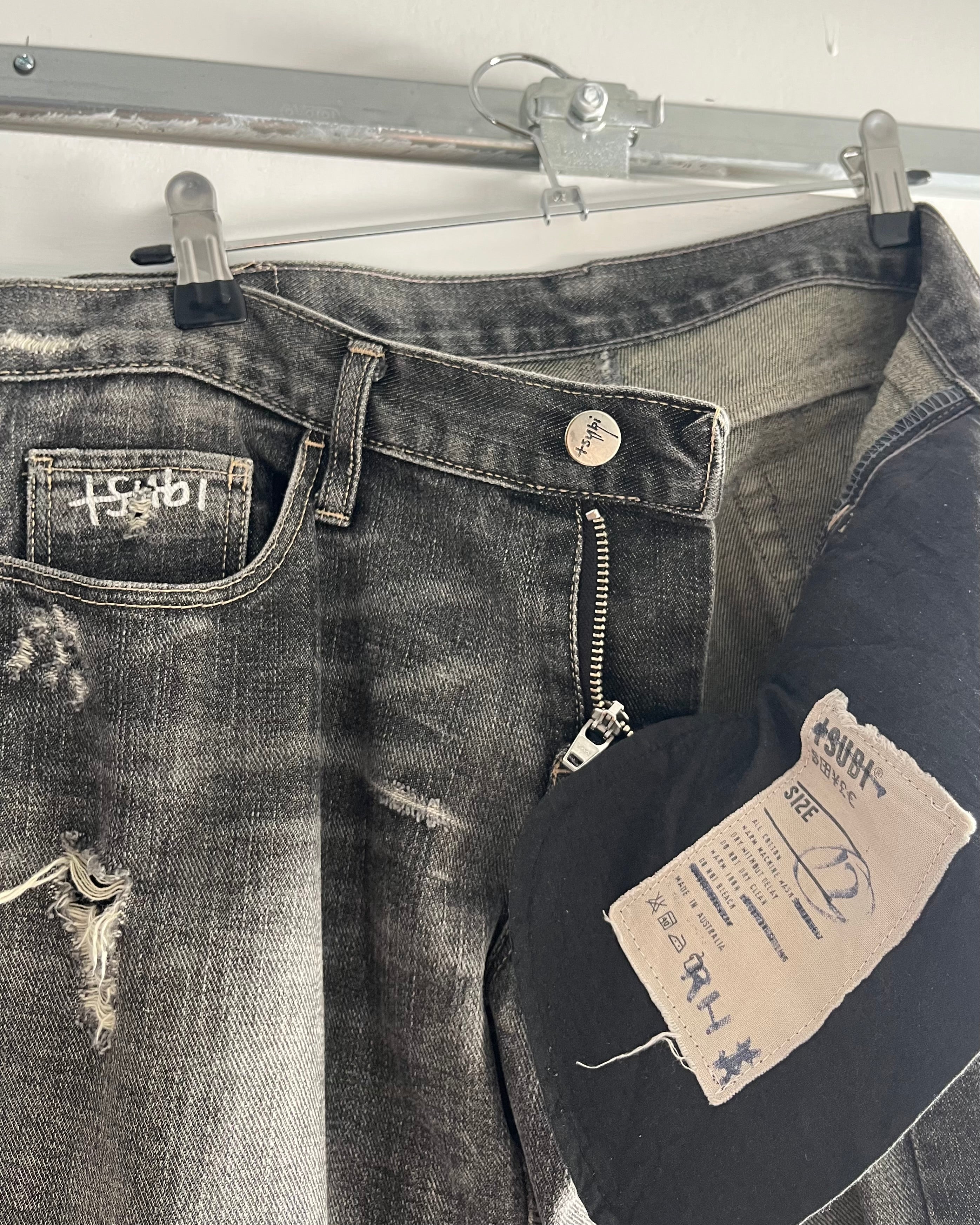 2000s grey wash distressed jeans