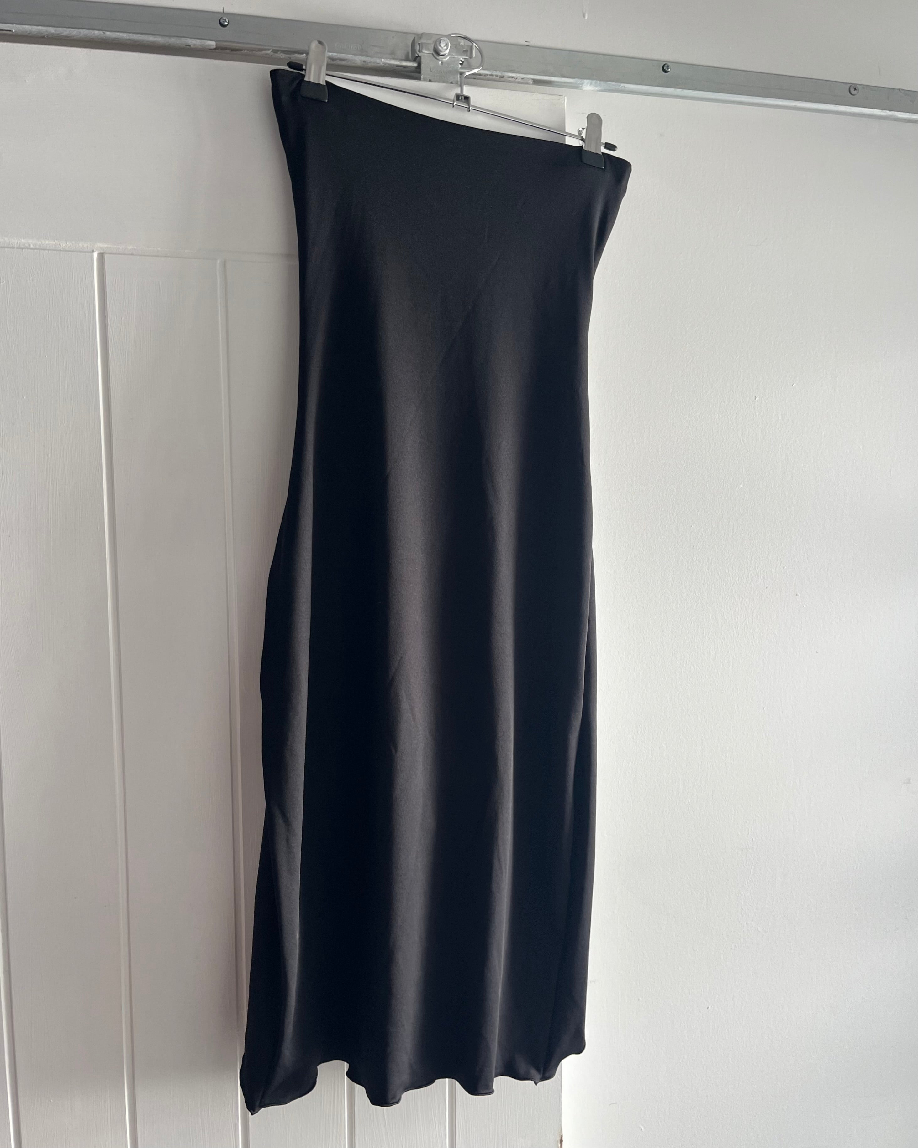 2000s black ruched strapless mini dress