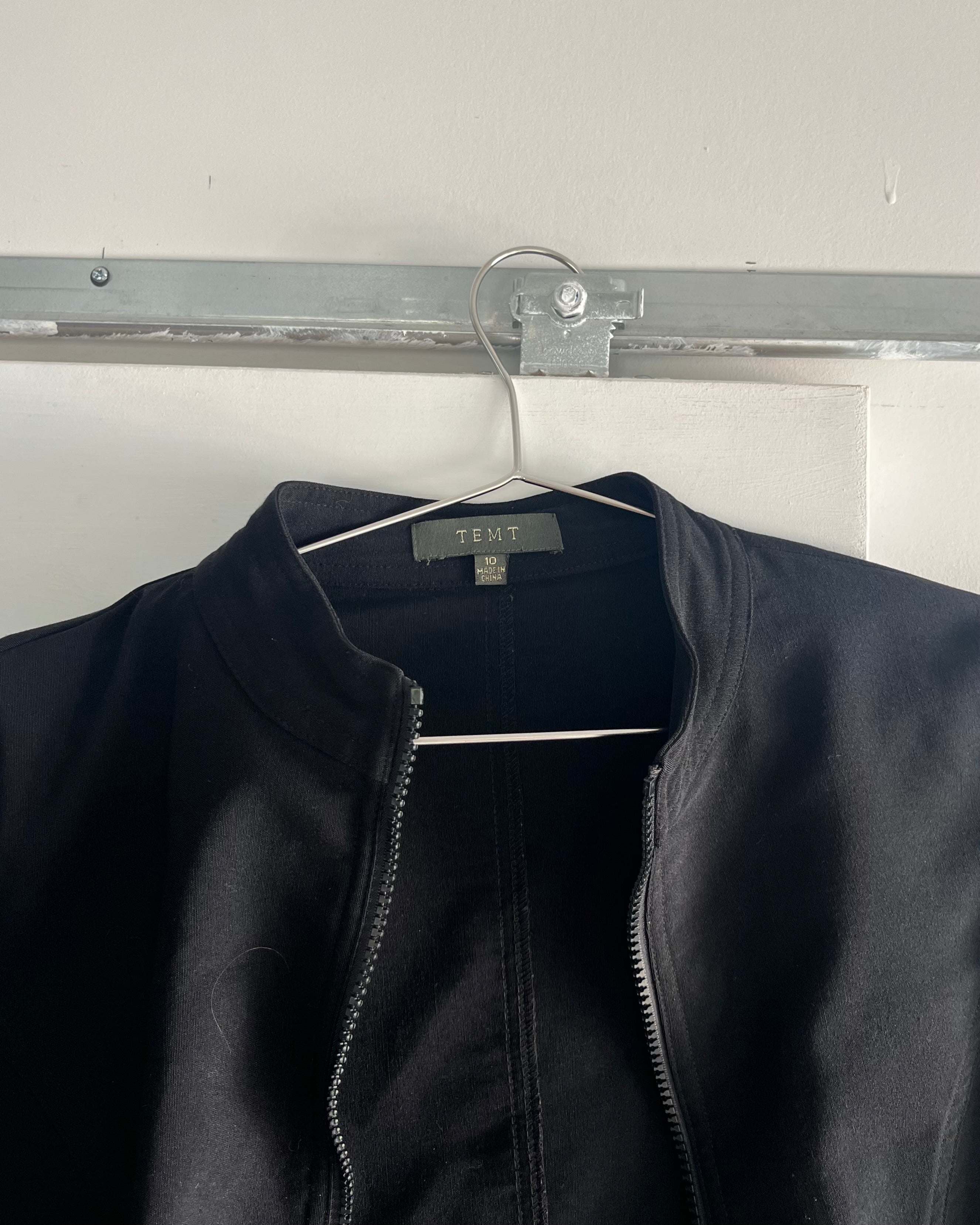 2000s zip up long sleeve top