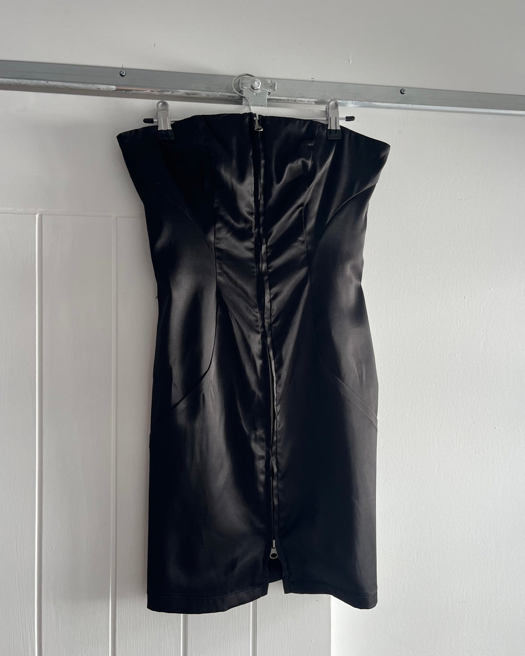2000s black satin zip up mini dress