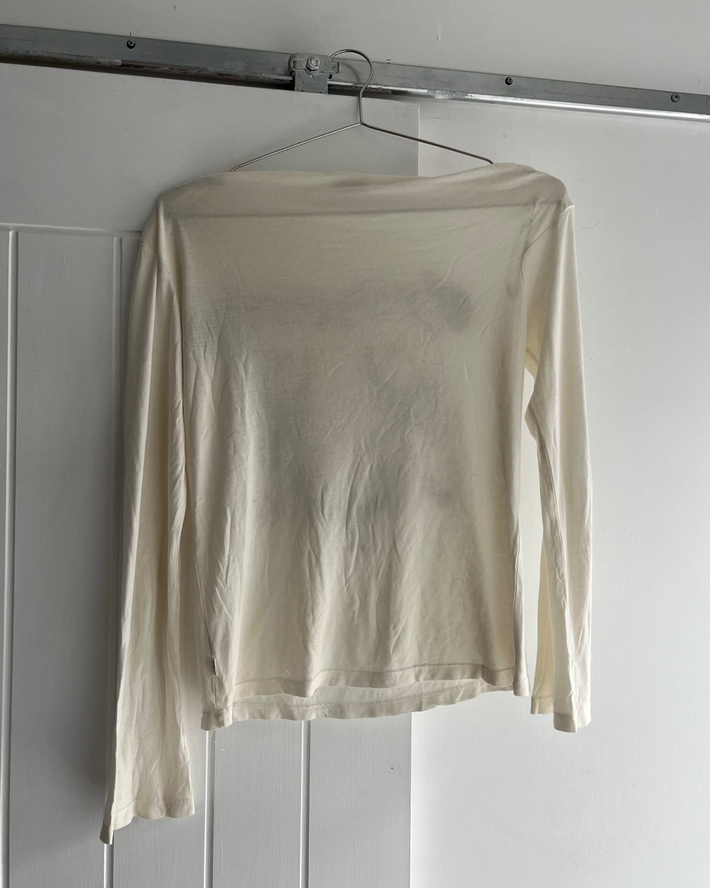 2000s white printed off shoulder top