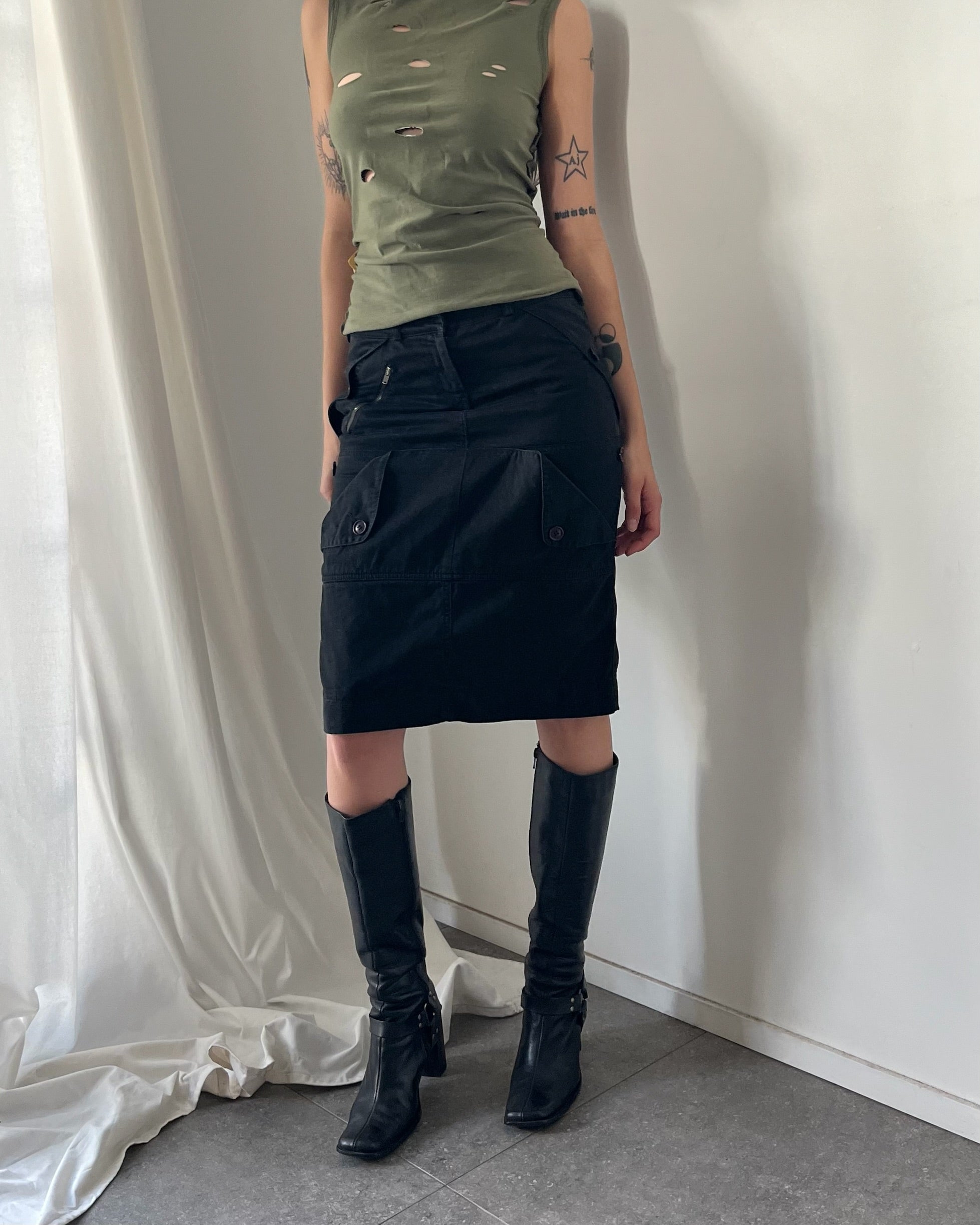 2000s black cargo midi skirt