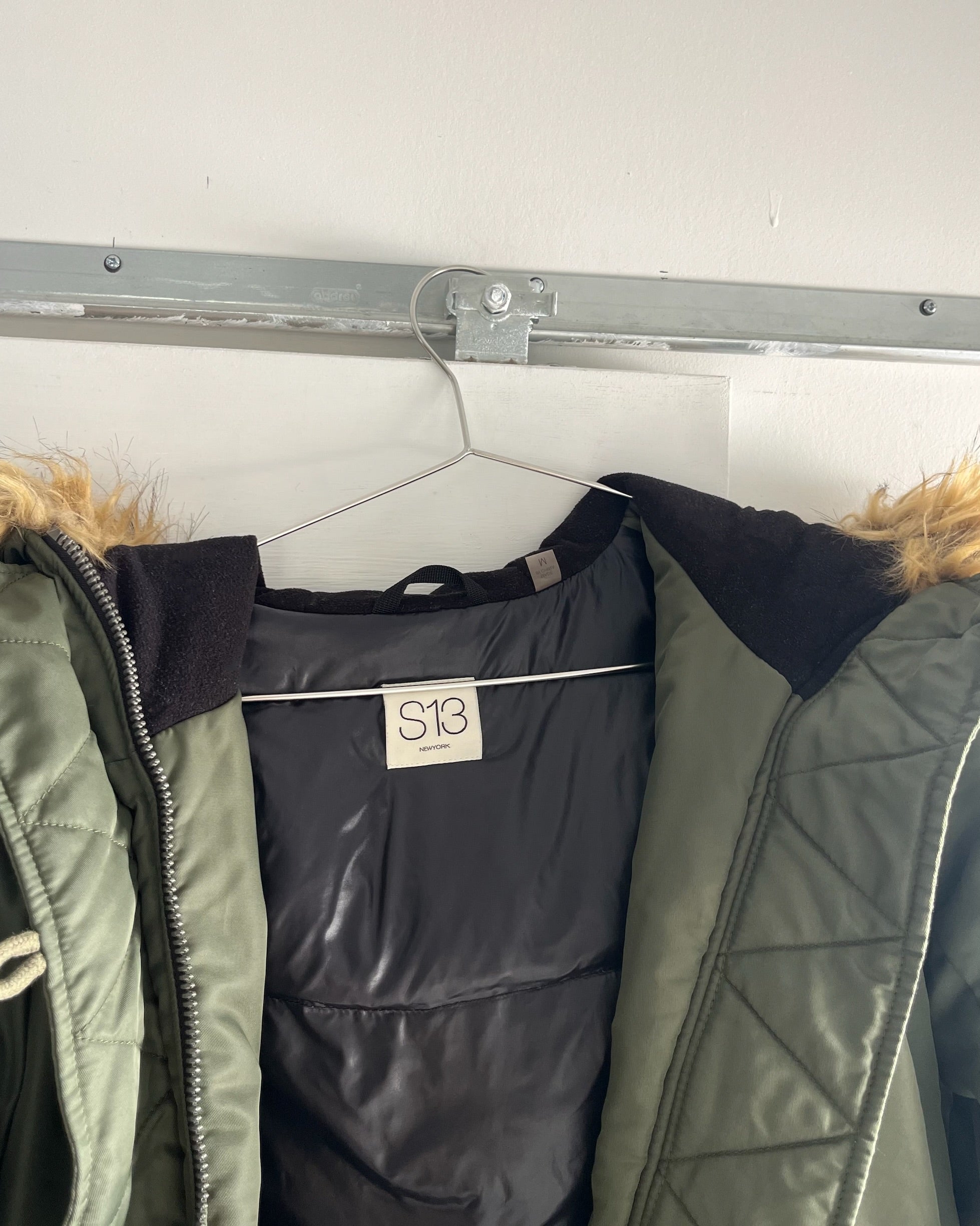 2000s khaki puffer jacket