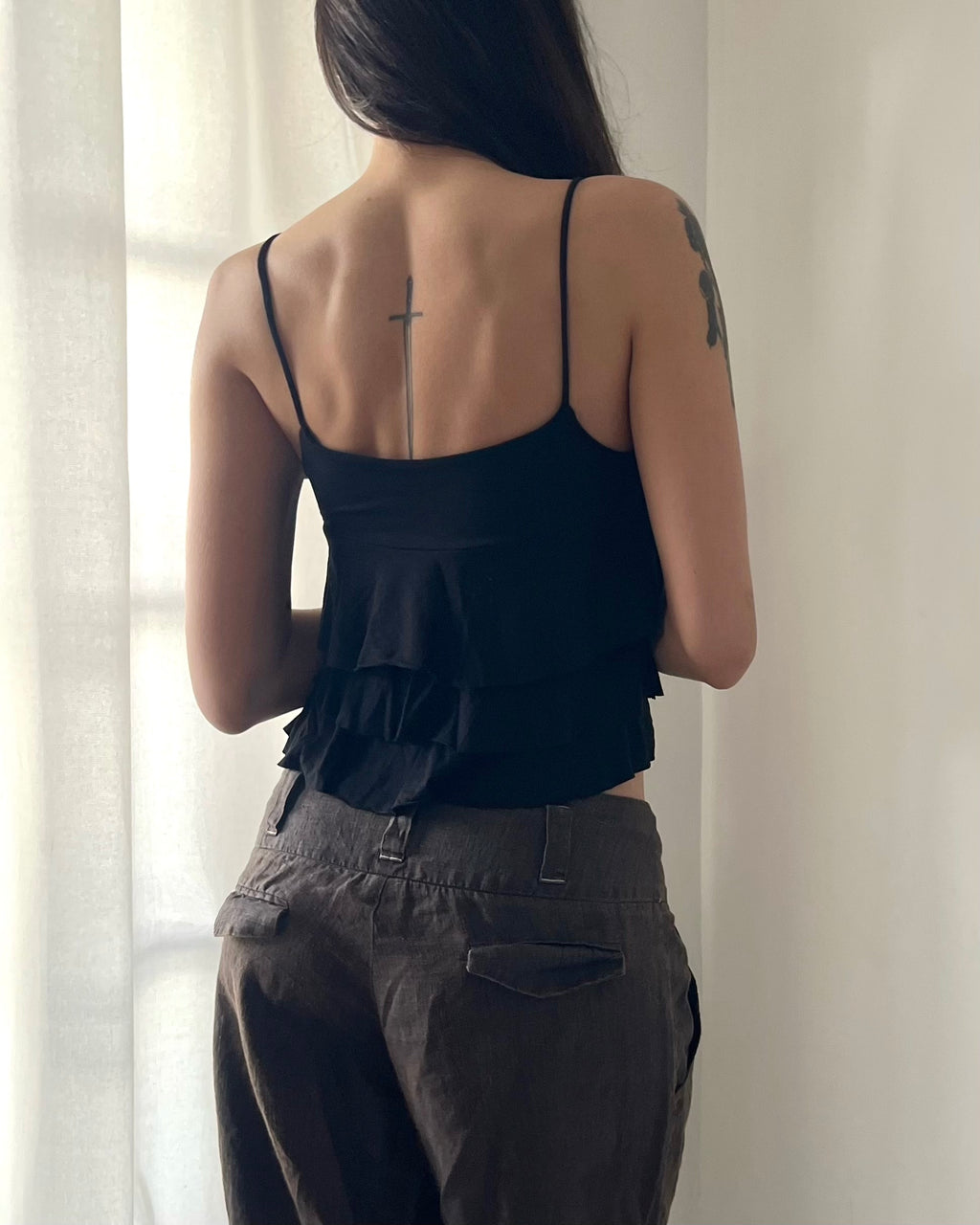 2000s black ruffle cami top