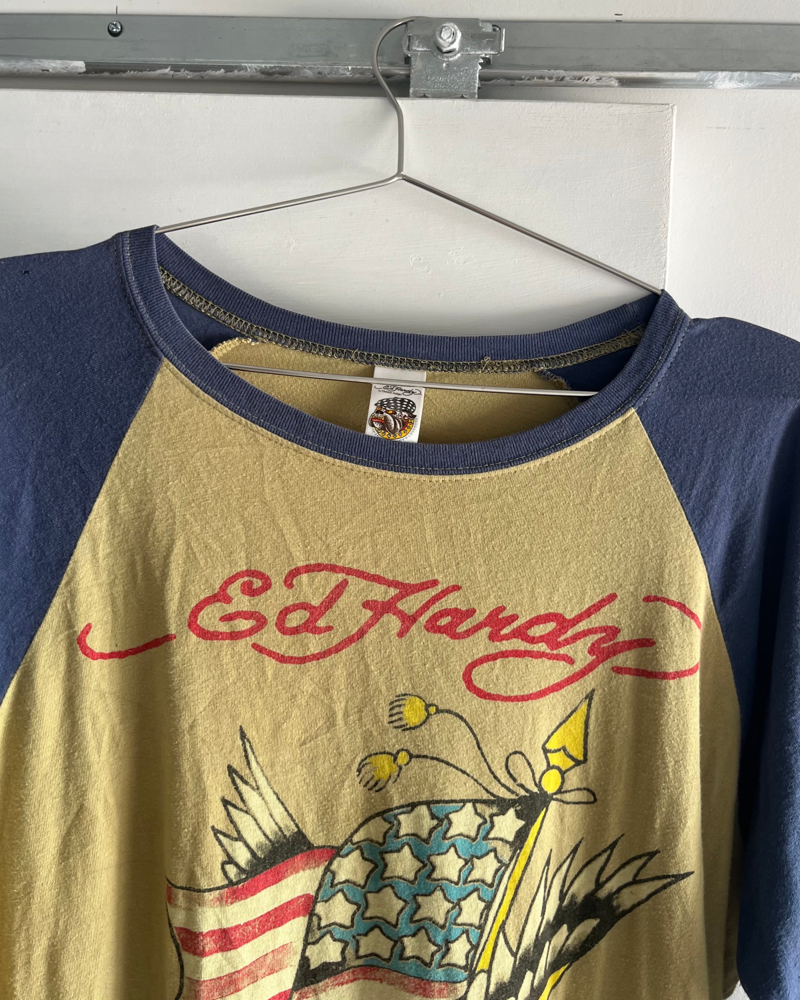 2000s Ed hardy raglan tee